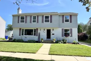 513 E Lindbergh St, Appleton, WI 54911 - Photo 3