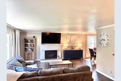 513 E Lindbergh Street, Appleton, WI 54911 - Photo 9