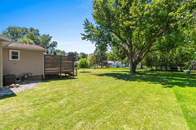 535 N Webster Avenue, Omro, WI 54963 - Photo 5