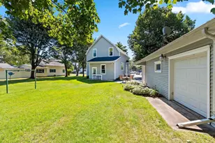 420 Smith Ave, Oconto, WI 54153 - Photo 13