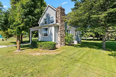 420 Smith Avenue, Oconto, WI 54153 - Photo 5