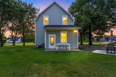 420 Smith Avenue, Oconto, WI 54153 - Photo 3