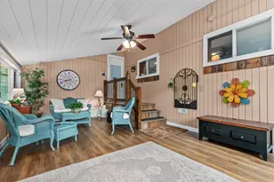 1631 Royalton St, Waupaca, WI 54981 - Photo 9
