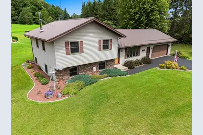 W7264 Belle Plaine Avenue, Shawano, WI 54166 - Photo 9