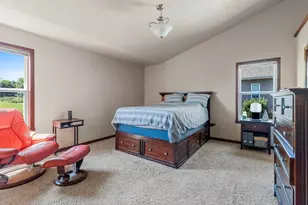 1905 Wasilla Ln, Neenah, WI 54956 - Photo 23