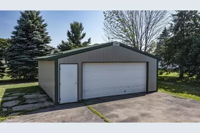 500 Pheasant Drive, New London, WI 54961 - Photo 17
