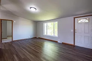 500 Pheasant Dr, New London, WI 54961 - Photo 9