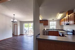 500 Pheasant Dr, New London, WI 54961 - Photo 5