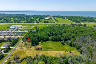N8801 S Coop Rd, Menasha, WI 54952 - Photo 11