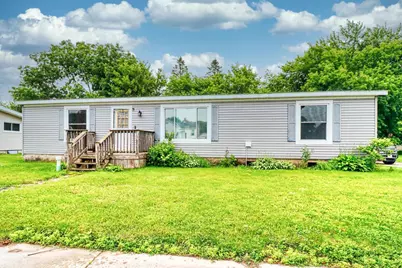 216 Erie Avenue, Oconto, WI 54153 - Photo 1