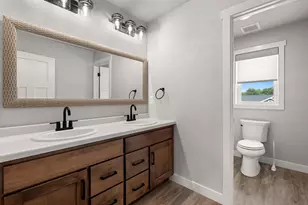 N9239 Laura St, Appleton, WI 54915 - Photo 51