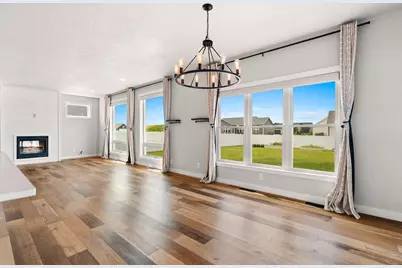 N9239 Laura Street, Appleton, WI 54915 - Photo 17