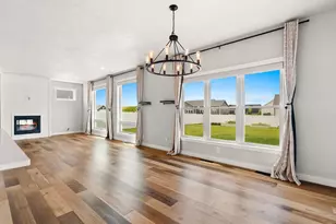 N9239 Laura St, Appleton, WI 54915 - Photo 17
