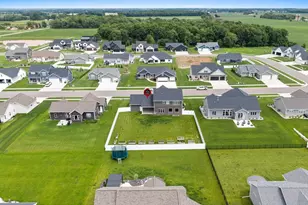 N9239 Laura St, Appleton, WI 54915 - Photo 71