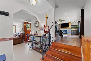 1496 Russell St, Green Bay, WI 54304 - Photo 3