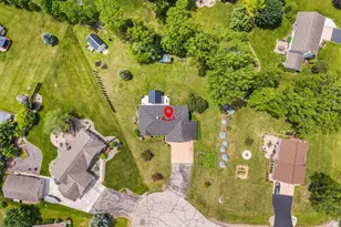 3137 Hartford Ct, Suamico, WI 54313 - Photo 49