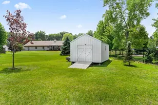 3137 Hartford Ct, Suamico, WI 54313 - Photo 39