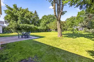 1235 S Westhaven Dr, Oshkosh, WI 54904 - Photo 5