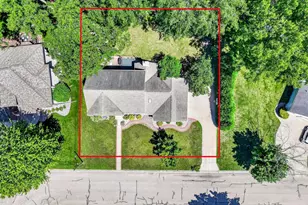 2415 Maple Grove Dr, Neenah, WI 54956 - Photo 53