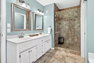 2415 Maple Grove Dr, Neenah, WI 54956 - Photo 33