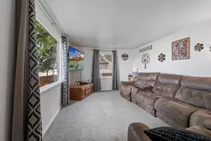 1643 W Mason St, Green Bay, WI 54303 - Photo 9