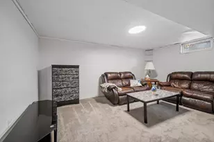 1643 W Mason St, Green Bay, WI 54303 - Photo 21