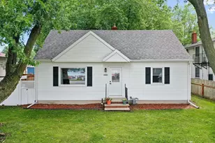 1643 W Mason St, Green Bay, WI 54303 - Photo 3