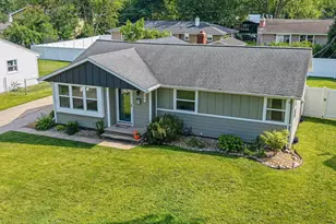 424 Memory Ct, Green Bay, WI 54301 - Photo 3