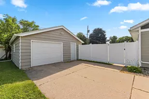 424 Memory Ct, Green Bay, WI 54301 - Photo 41