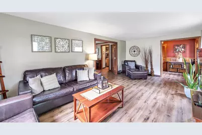 116 S Clay Street, De Pere, WI 54115 - Photo 7