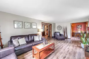 116 S Clay St, De Pere, WI 54115 - Photo 7