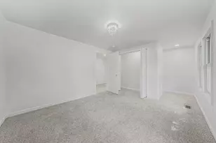 172 N Main St, Clintonville, WI 54929 - Photo 11