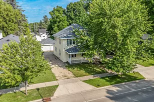 172 N Main St, Clintonville, WI 54929 - Photo 29