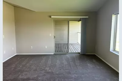 1685 W Main Circle #1, De Pere, WI 54115 - Photo 11