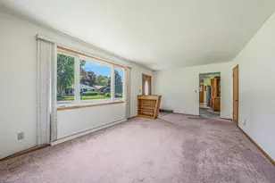 3332 W 1st Ave, Appleton, WI 54914 - Photo 13