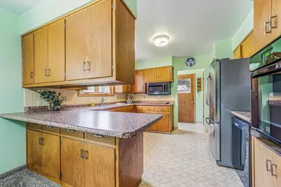 3332 W 1st Avenue, Appleton, WI 54914 - Photo 15