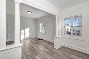 236 W South Park Ave, Oshkosh, WI 54902 - Photo 11