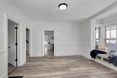 236 W South Park Avenue, Oshkosh, WI 54902 - Photo 3