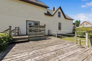 835 Gladstone St, Marinette, WI 54143 - Photo 45