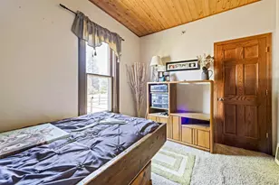 835 Gladstone St, Marinette, WI 54143 - Photo 19