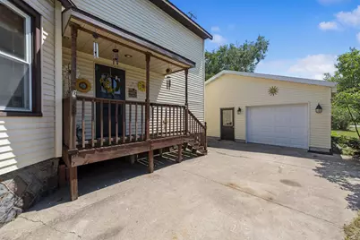 835 Gladstone Street, Marinette, WI 54143 - Photo 35