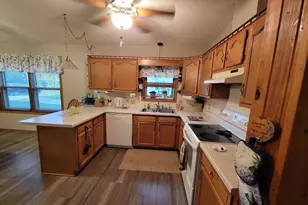 440 N Main St, Juneau, WI 53039 - Photo 17