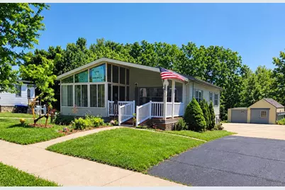 440 N Main Street, Juneau, WI 53039 - Photo 1