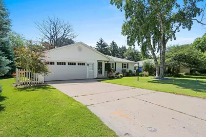 1421 Argonne Drive, Green Bay, WI 54304 - Photo 3