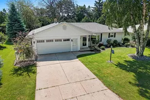 1421 Argonne Dr, Green Bay, WI 54304 - Photo 51