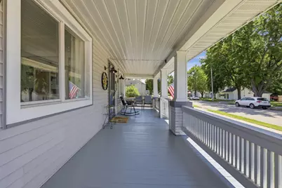 427 5th Street, Waupaca, WI 54981 - Photo 5