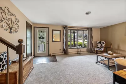 599 Masters Lane, Green Bay, WI 54311 - Photo 5