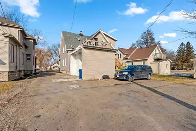 1207 S Broadway Street, Green Bay, WI 54304 - Photo 21