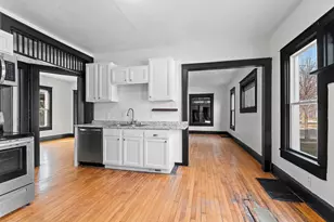 1207 S Broadway St, Green Bay, WI 54304 - Photo 9