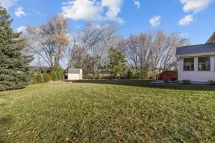 1412 Parkview Dr, New London, WI 54961 - Photo 9